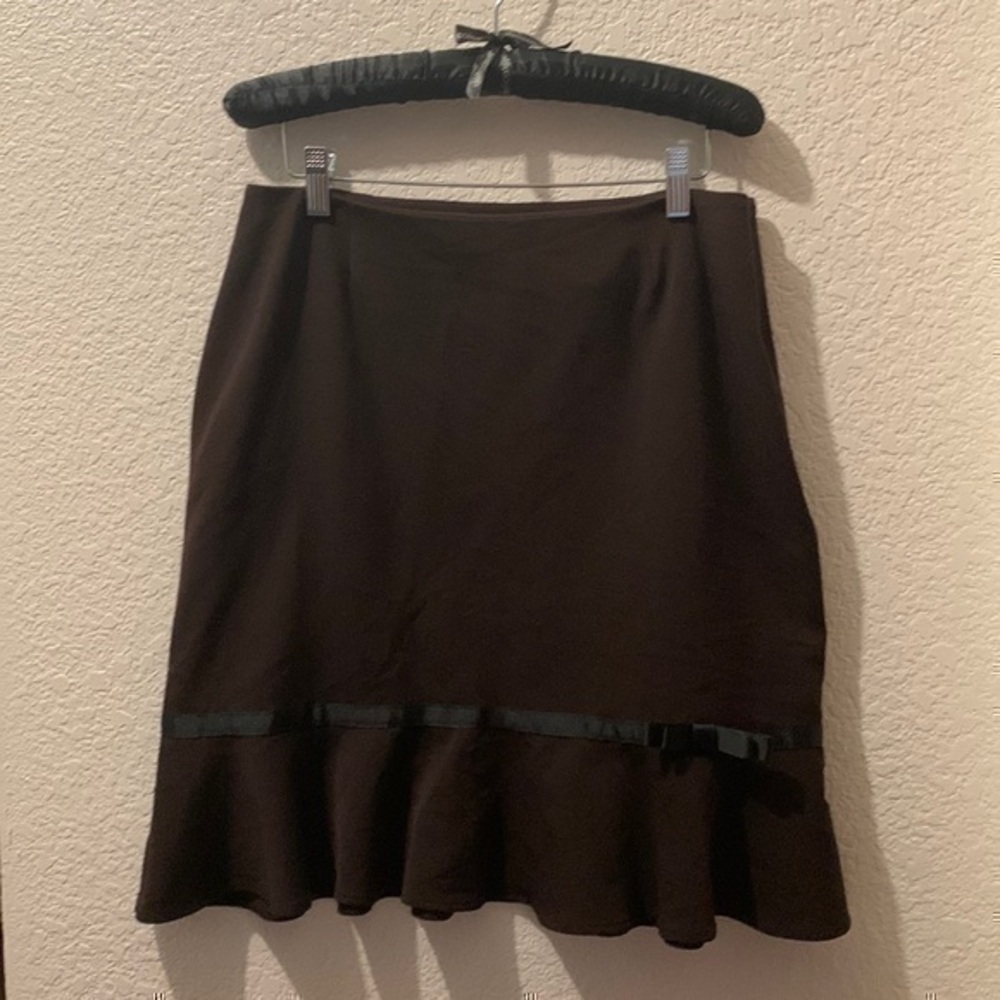 Pantology size 10 black skirt